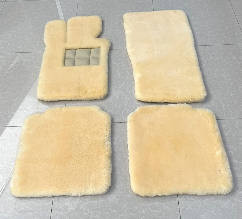 bespoke sheepskin car/auto floor mat